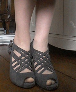 Art Deco shapes on modern heels Forties style shoes