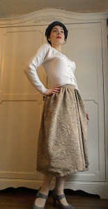 Vintage pearl necklace embellished cardigan jacquard skirt fifties hat