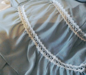 HM-dress-lace-detail