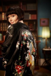 Miss-Phryne-Fisher-Chinese embroidered dressing gown