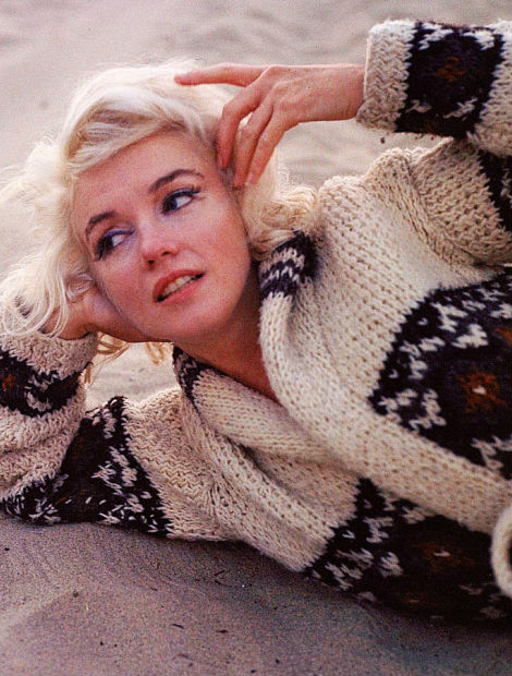 Marilyn Monroe cardigan